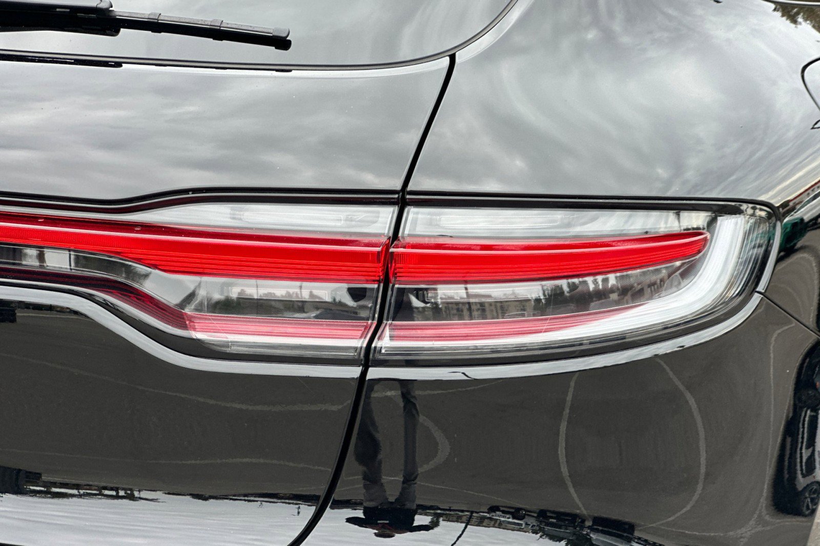 Used 2025 Porsche Macan image 28