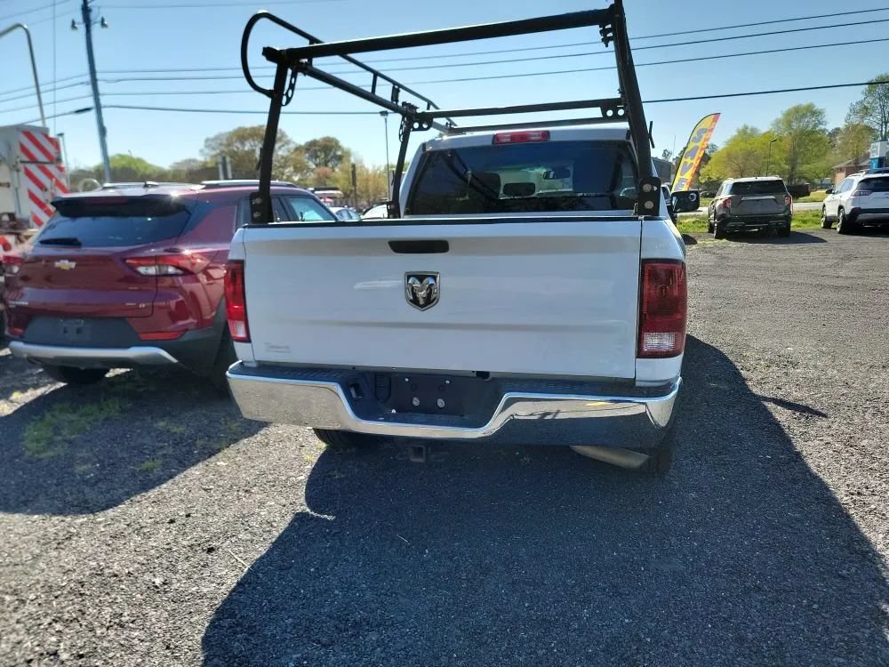 Used 2020 RAM 1500 Tradesman w/ Chrome Appearance Group RWD image 5