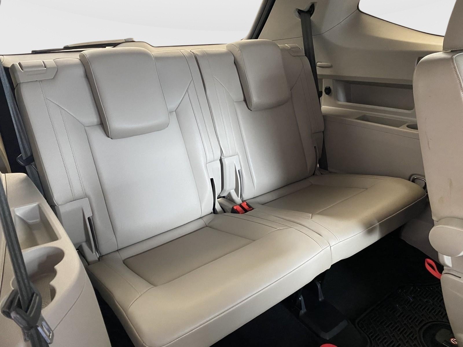 Used 2019 Volkswagen Atlas SEL R-Line AWD/4WD image 13