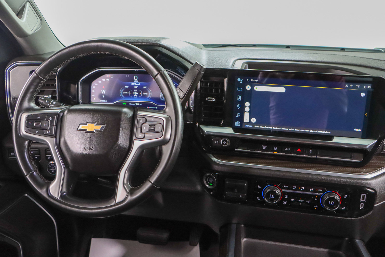 Used 2024 Chevrolet Silverado 3500 LT w/ Convenience Package image 18