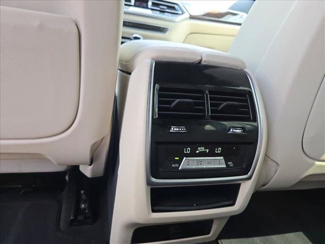 Used 2020 BMW X5 sDrive40i w/ Convenience Package RWD image 16