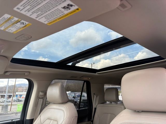 Used 2024 Ford Expedition Limited image 45
