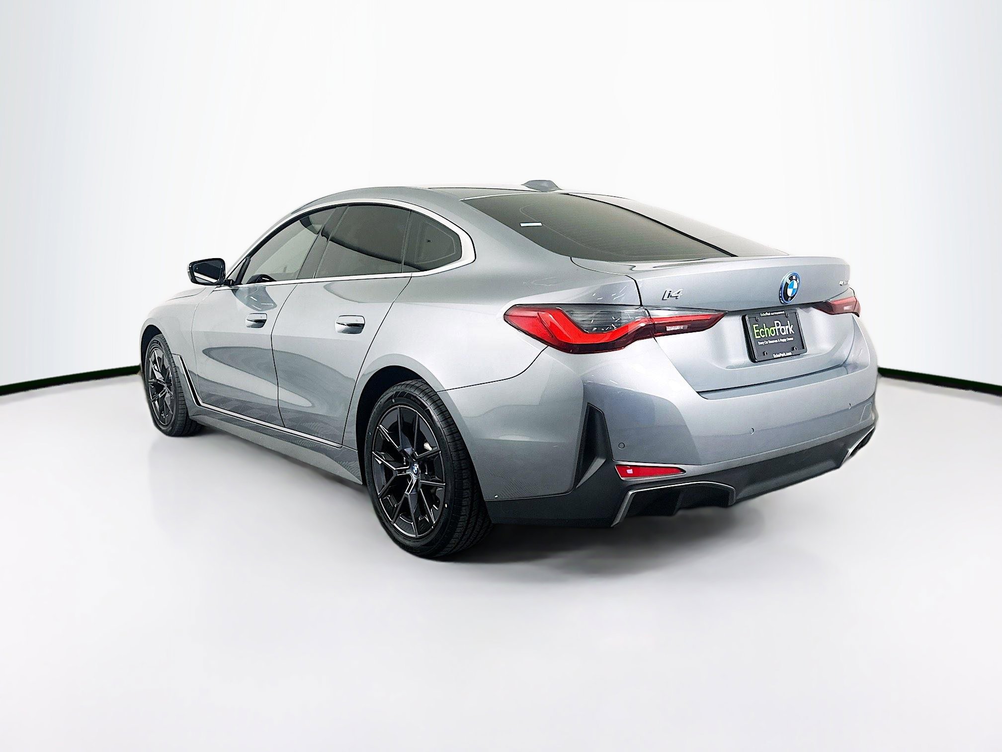 Used 2023 BMW i4 eDrive35 w/ Premium Package image 5