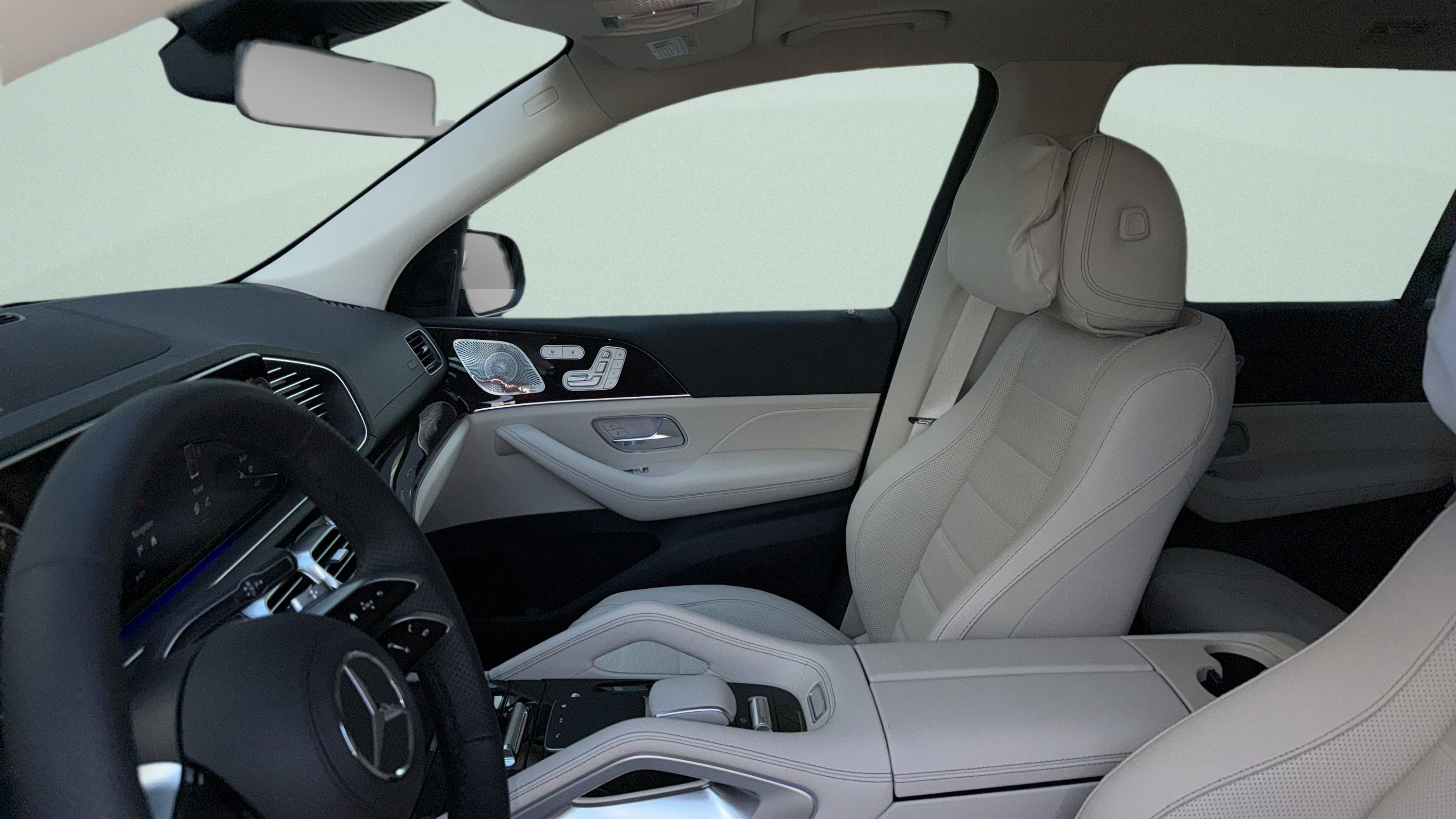Certified 2026 Mercedes-Benz GLS 450 4MATIC image 16
