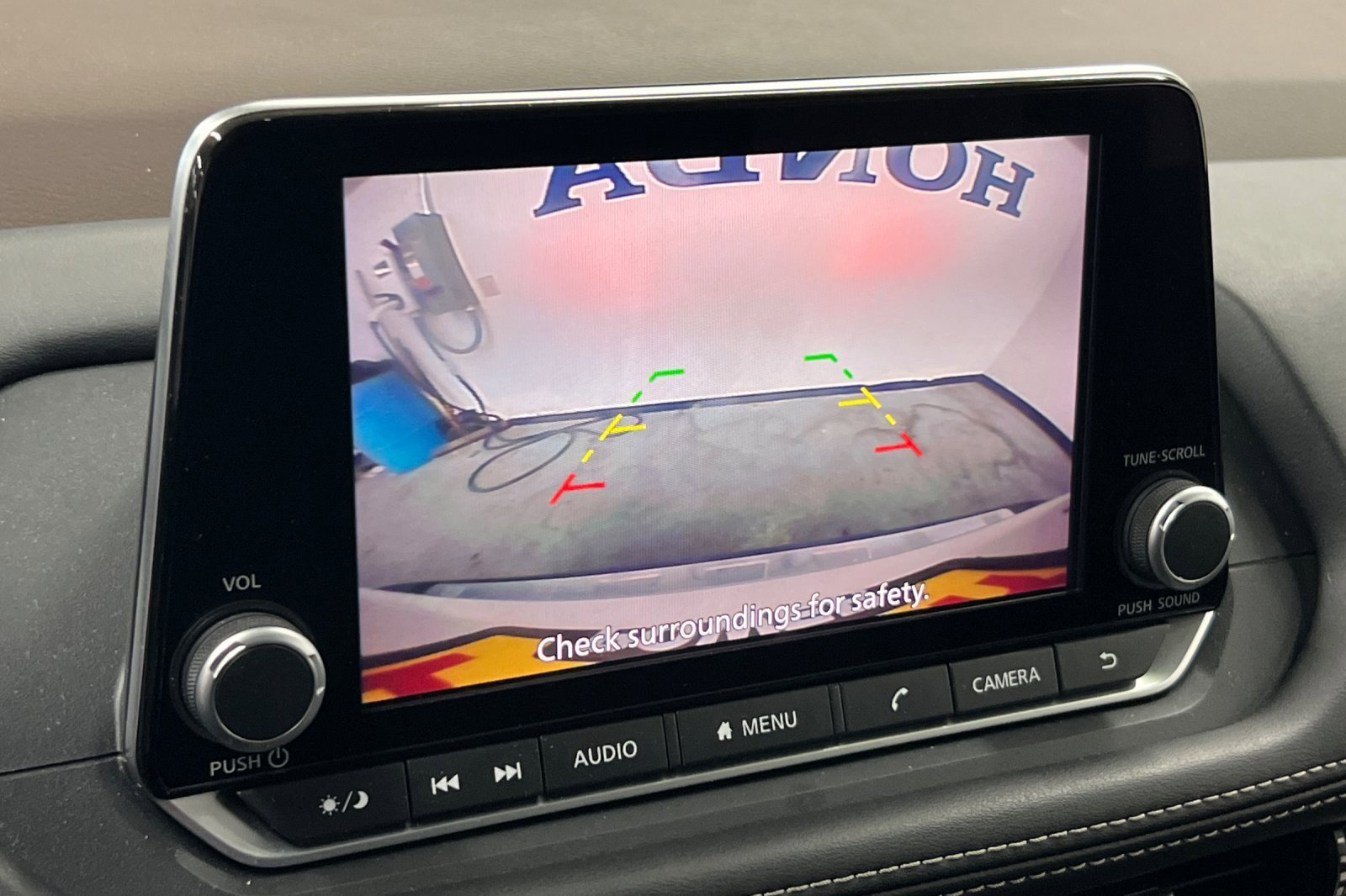 Used 2023 Nissan Rogue SV image 18