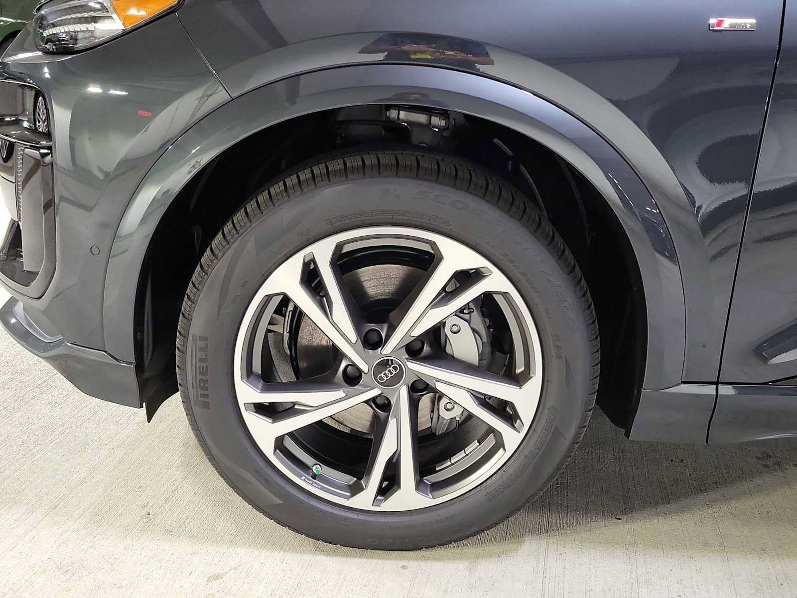 New 2027 Audi Q6 e-tron Premium Plus AWD/4WD image 10