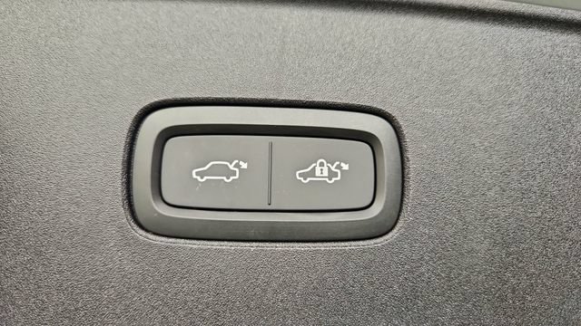 New 2026 Volvo EX90 Plus AWD/4WD image 48
