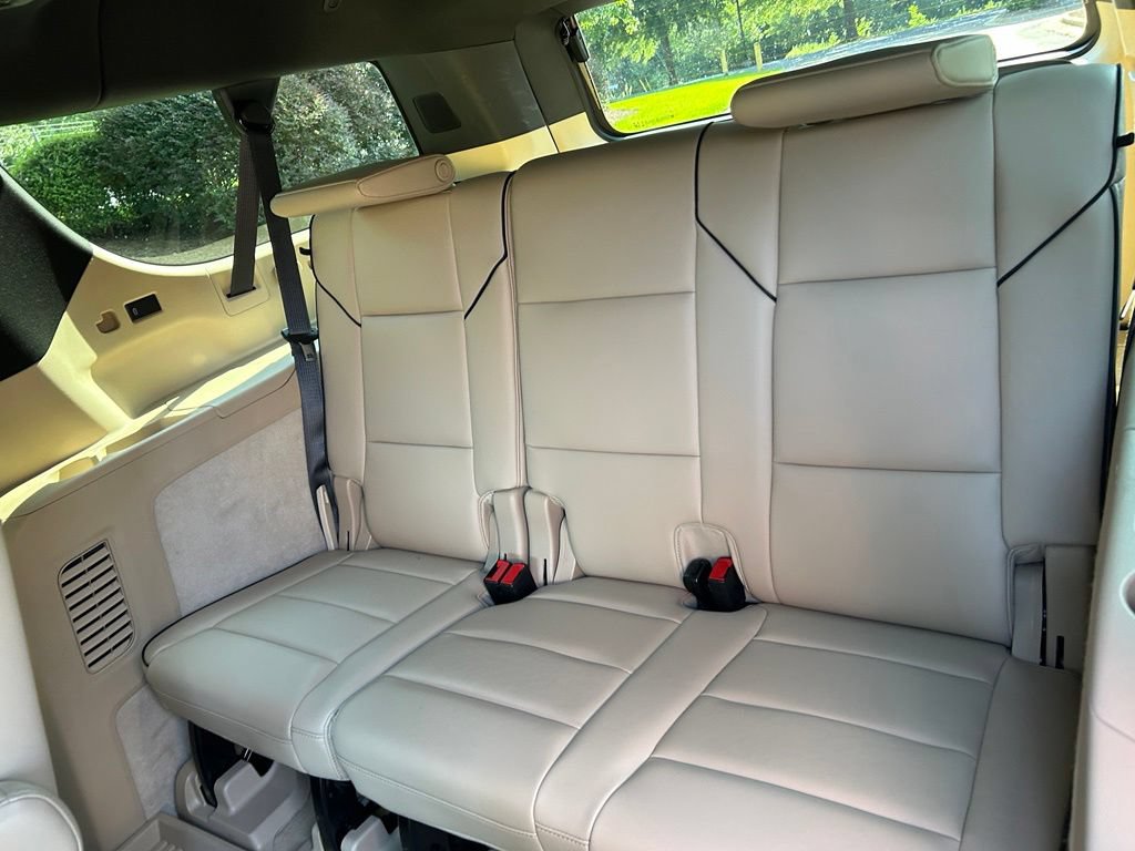Used 2024 Cadillac Escalade ESV Premium Luxury w/ LPO, Floor Liner Package AWD/4WD image 46
