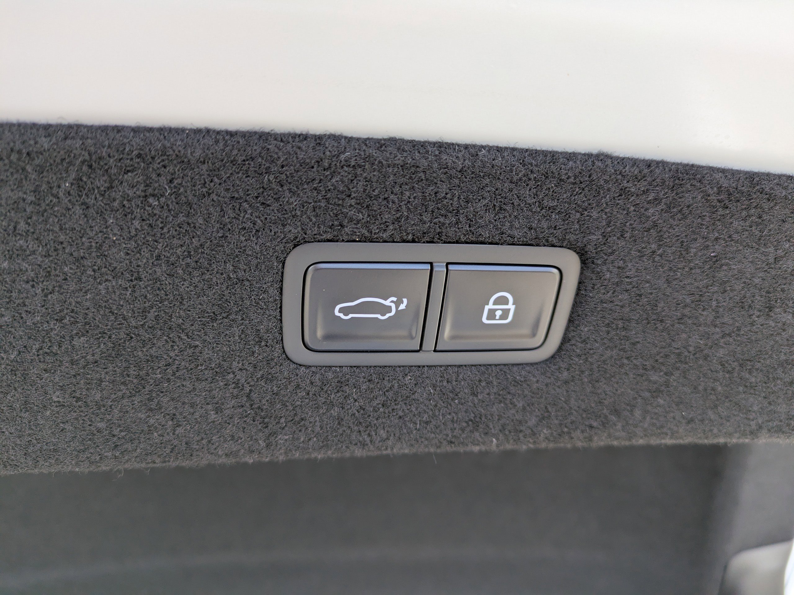 New 2026 Genesis G90 3.5T Prestige image 16