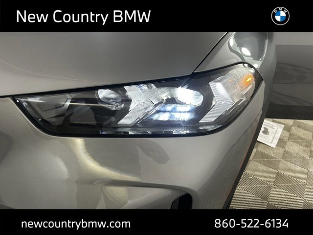 Used 2024 BMW X5 xDrive40i w/ Parking Assistance Package image 29