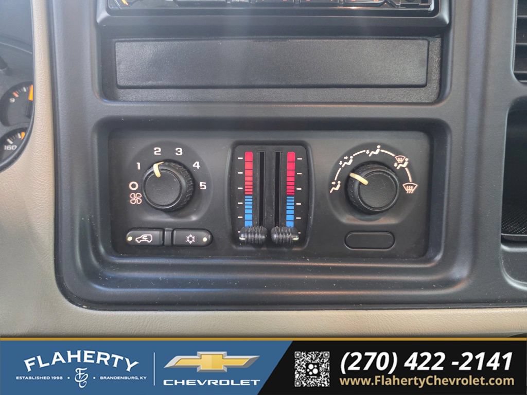 Used 2005 GMC Sierra 1500 W/T RWD image 21