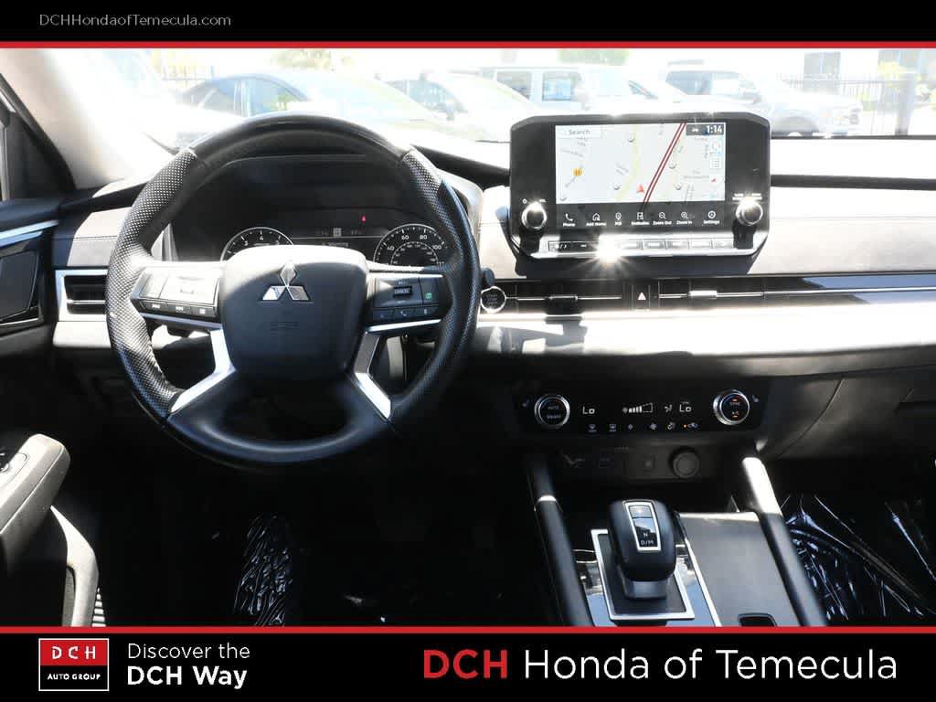 Used 2024 Mitsubishi Outlander SE FWD image 8