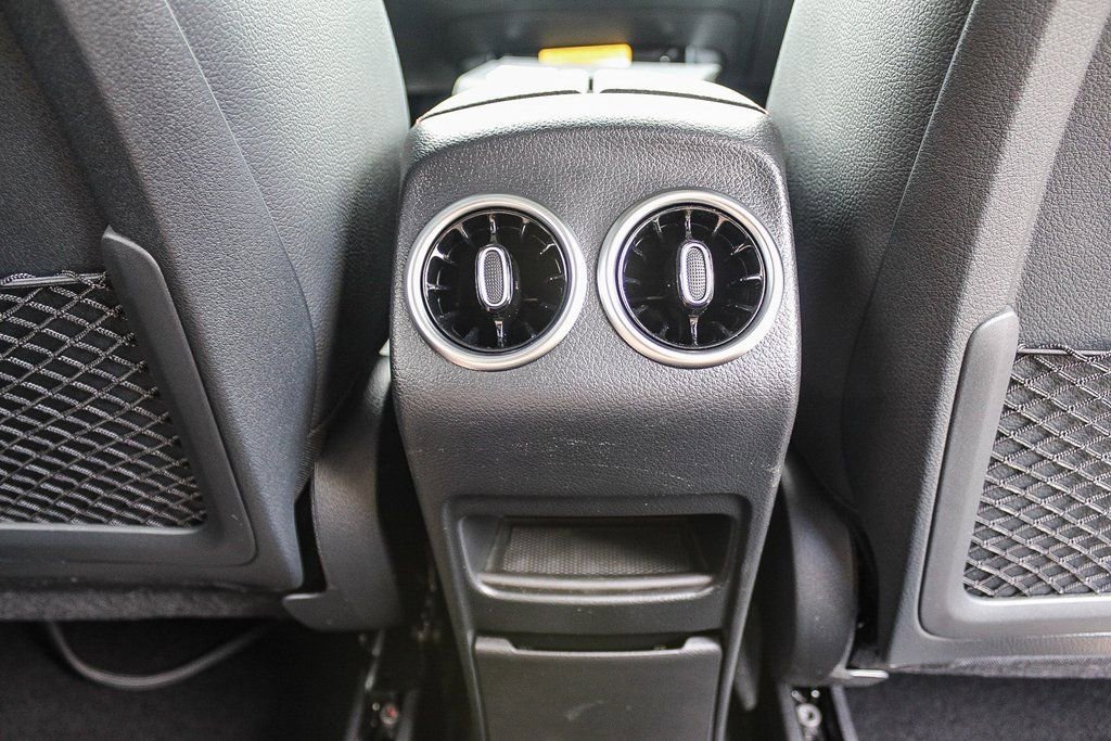 Used 2024 Mercedes-Benz GLA 250 4MATIC image 37