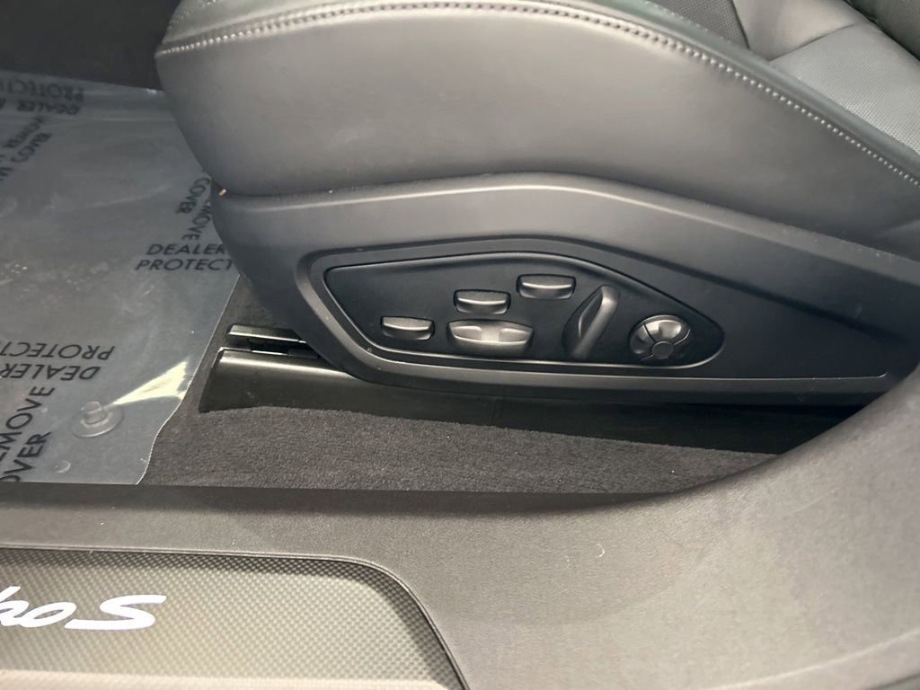 Used 2022 Porsche Taycan Turbo S w/ Premium Package image 48