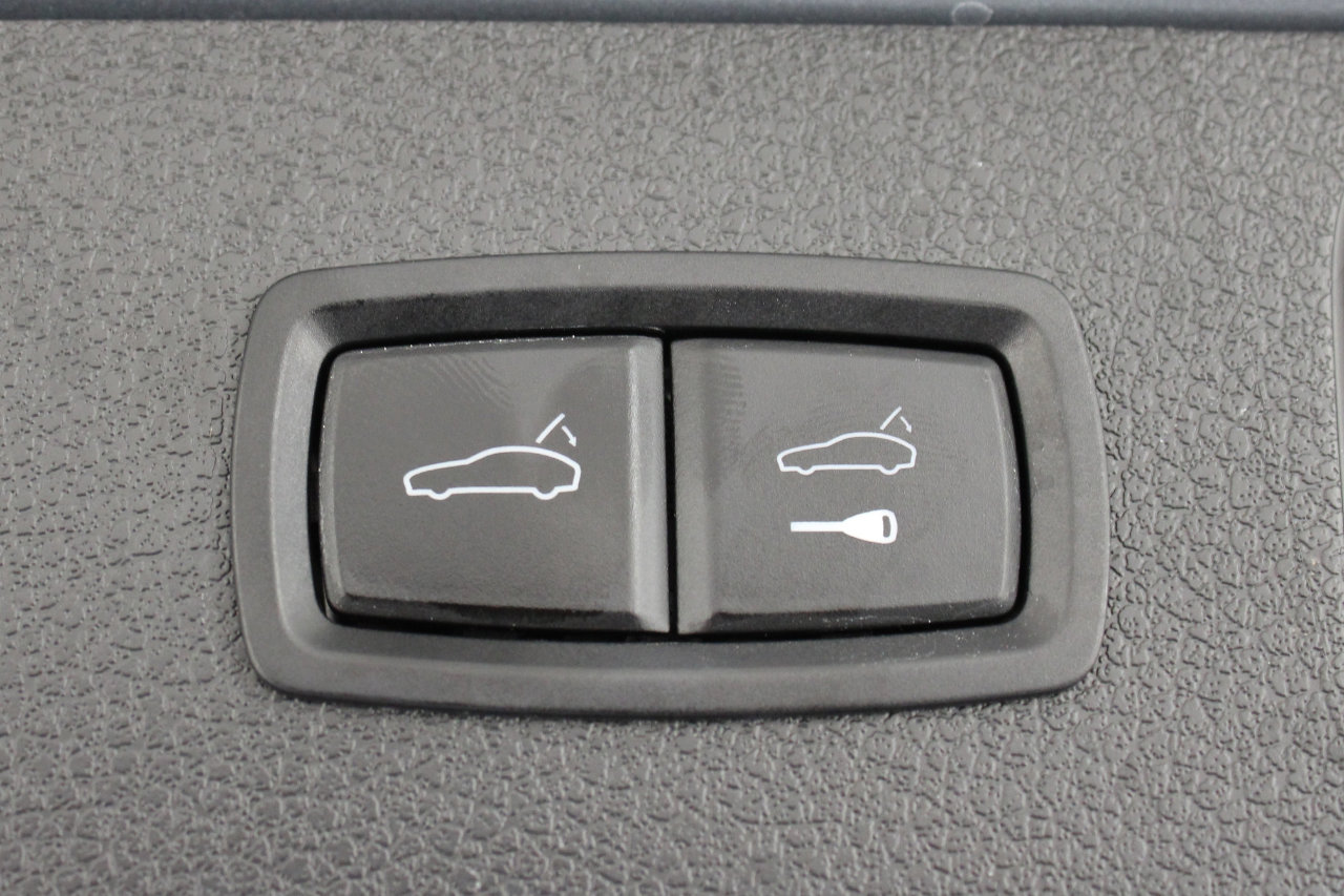 Used 2017 Porsche Macan S image 72