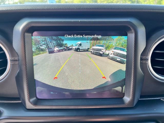 Used 2021 Jeep Wrangler Unlimited Sahara w/ Dual Top Group image 31