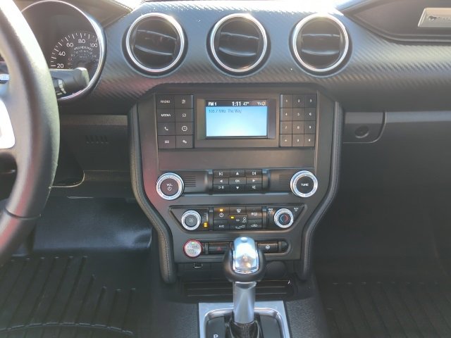 Used 2019 Ford Mustang Coupe image 9