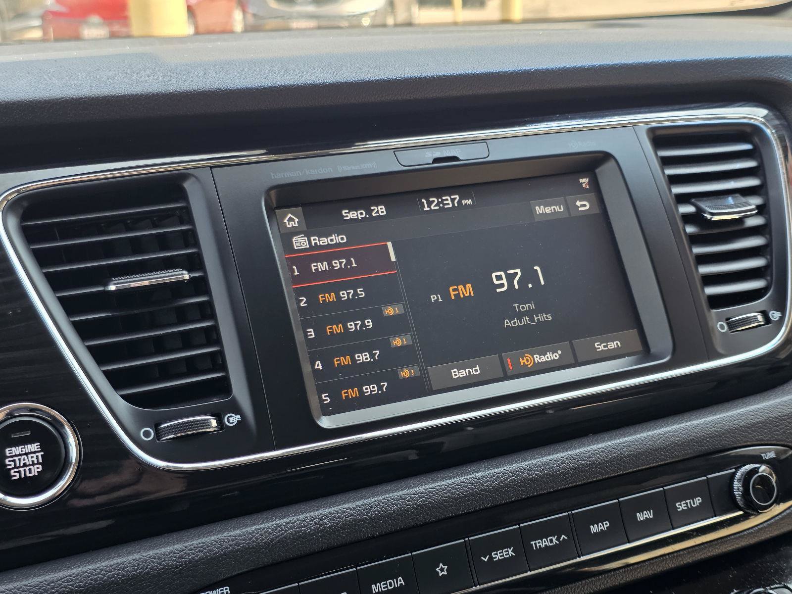 Used 2019 Kia Sedona SX FWD image 22