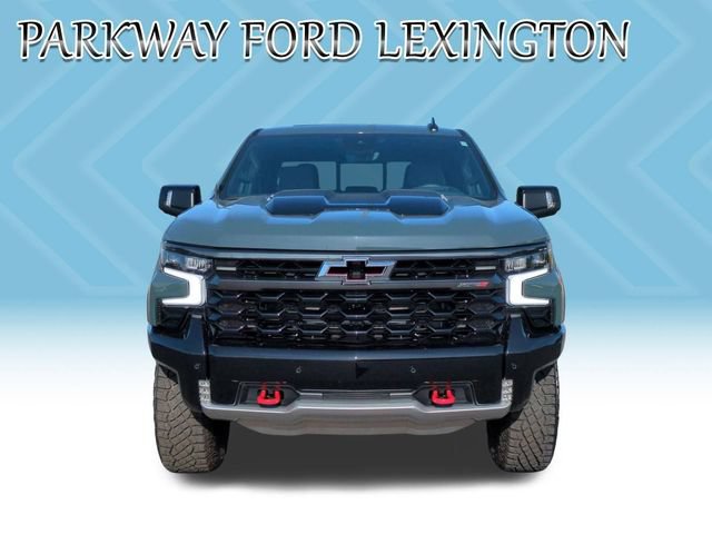 Used 2025 Chevrolet Silverado 1500 ZR2 w/ Technology Package AWD/4WD image 2
