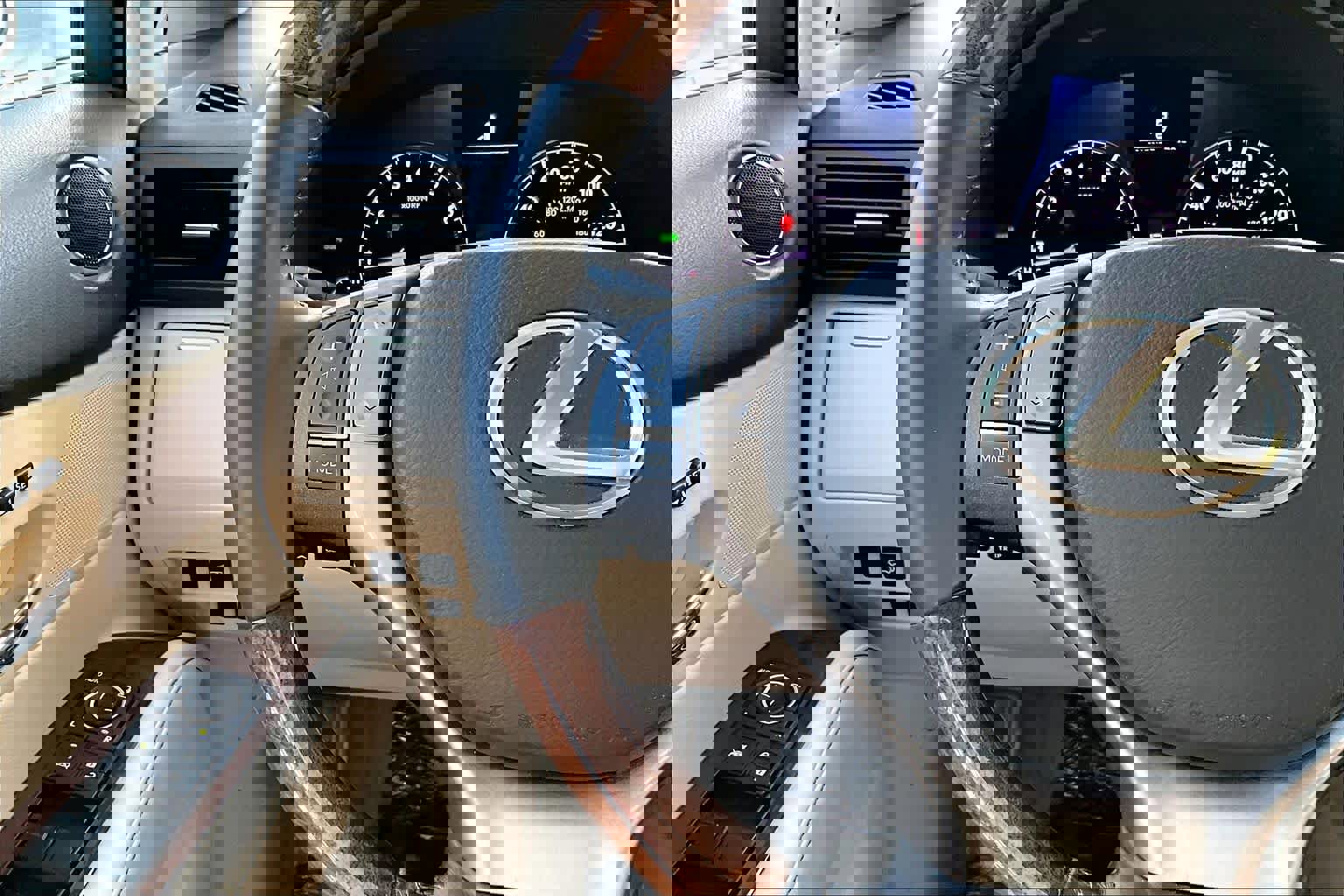 Used 2014 Lexus RX 350 FWD image 23