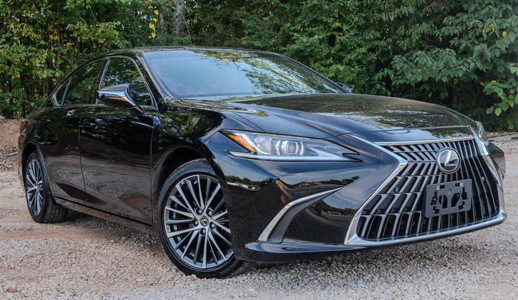 Used 2023 Lexus ES 350 w/ Premium Package FWD image 7