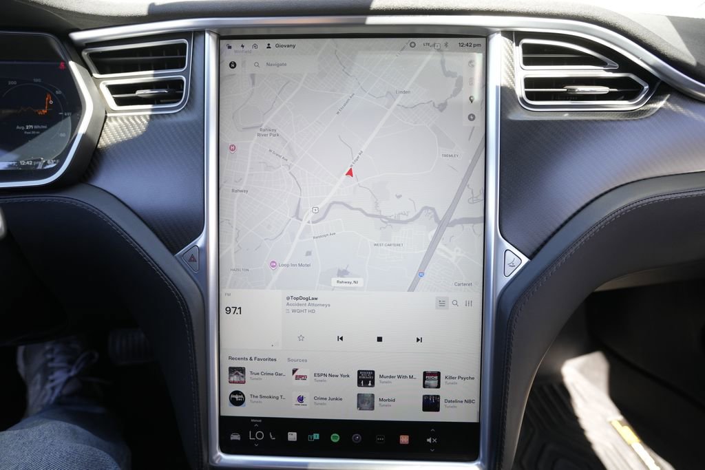 Used 2016 Tesla Model S 75D image 45