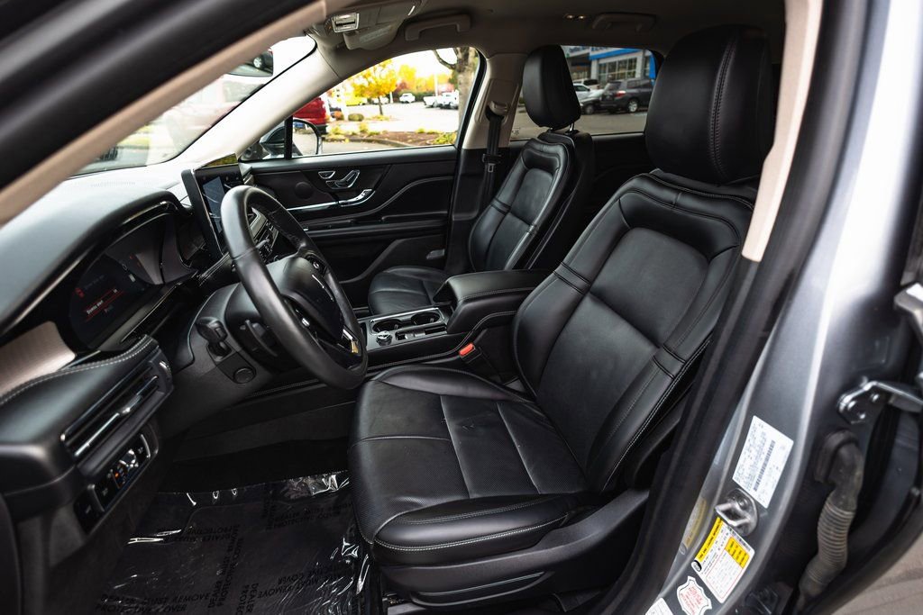 Used 2024 Lincoln Corsair Reserve w/ Equipment Group 201A image 14