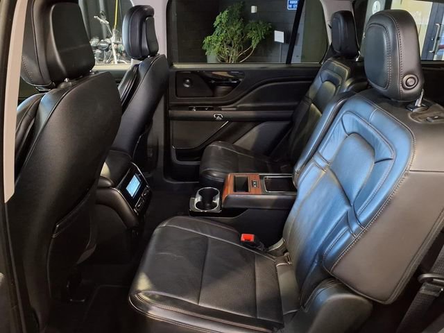 Used 2020 Lincoln Aviator Reserve w/ Equipment Group 201A image 21