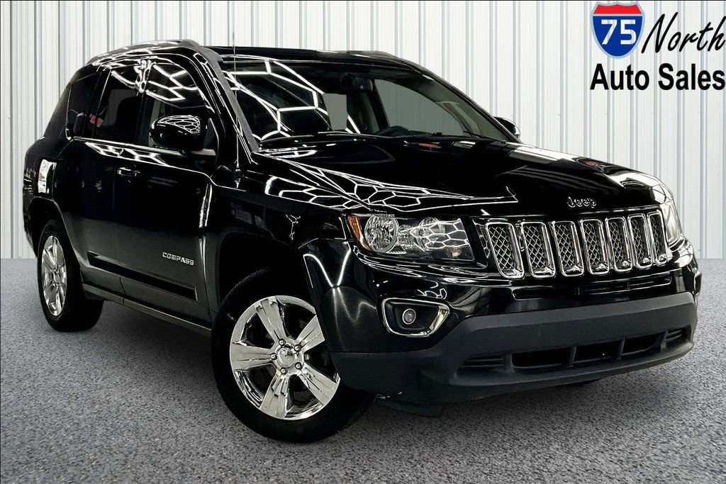 Used 2015 Jeep Compass High Altitude image 1