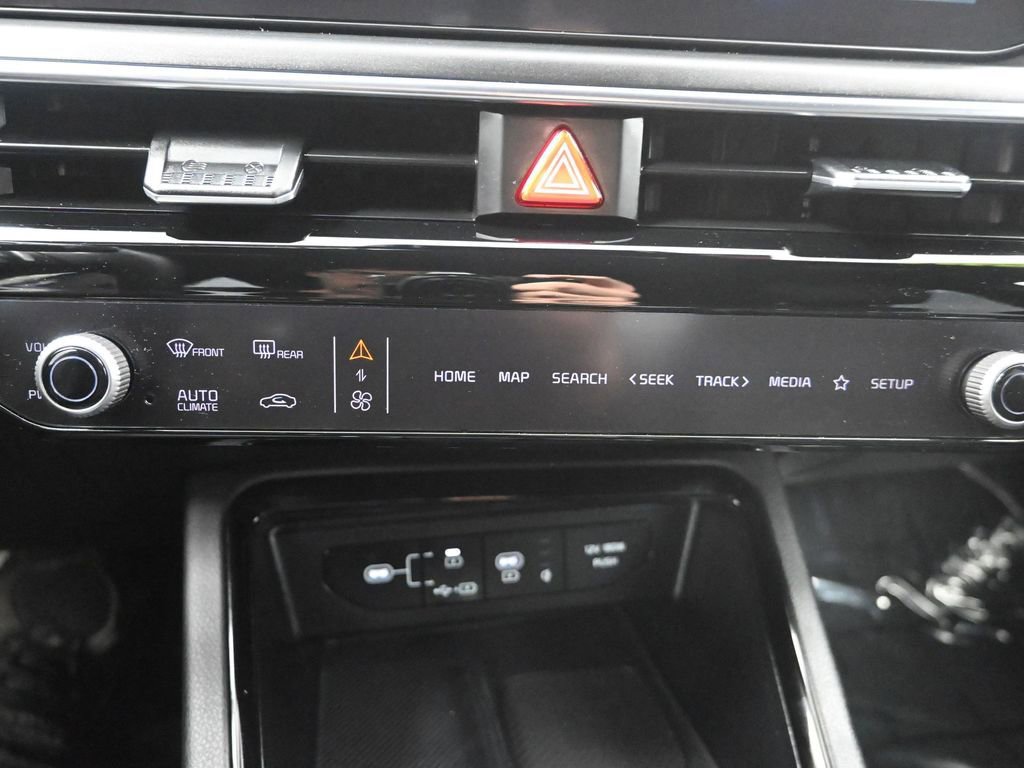Certified 2025 Kia K5 GT image 16