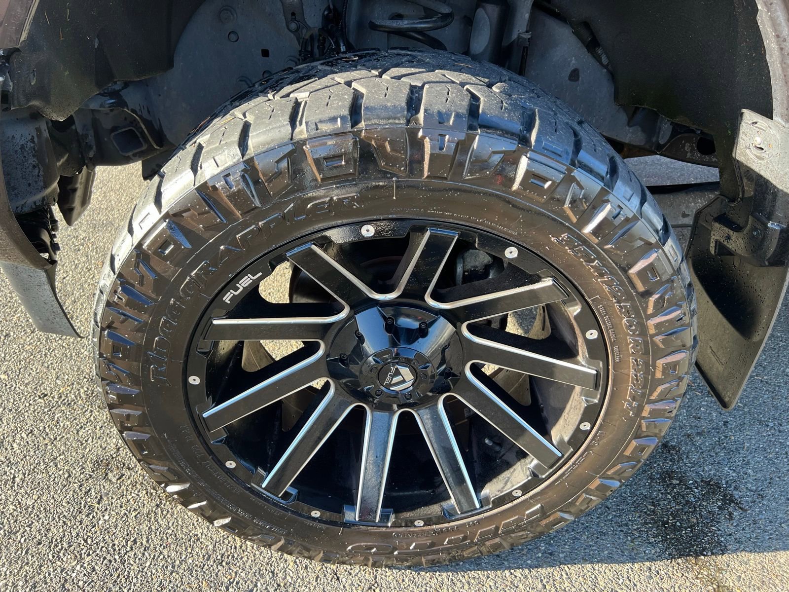 Used 2019 Ford F350 Platinum w/ Platinum Ultimate Package image 14