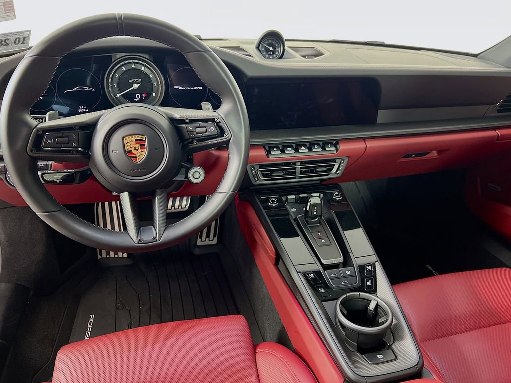 Certified 2024 Porsche 911 Carrera GTS image 25
