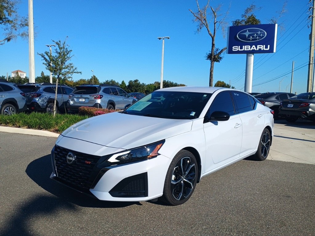 Used 2024 Nissan Altima 2.5 SR