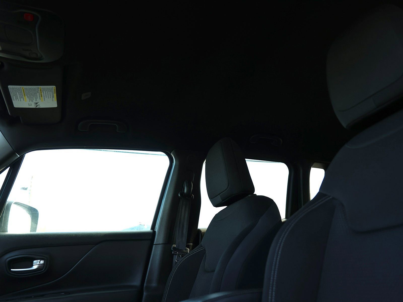 Used 2022 Jeep Renegade Altitude image 18