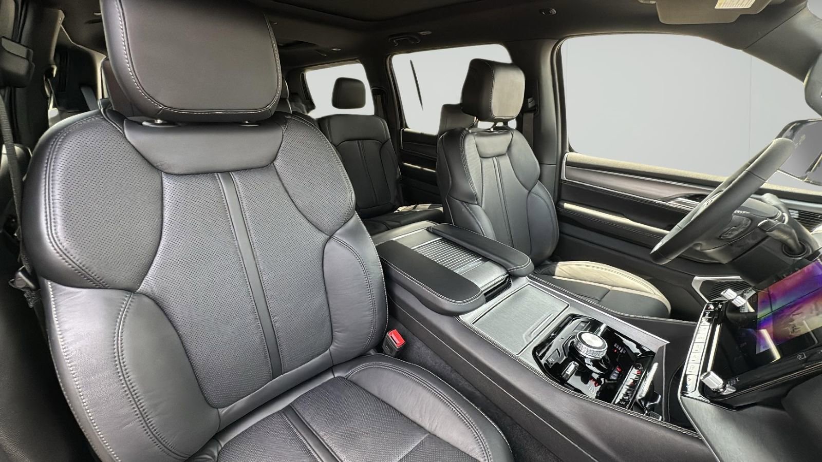 New 2025 Jeep Wagoneer Series II image 20