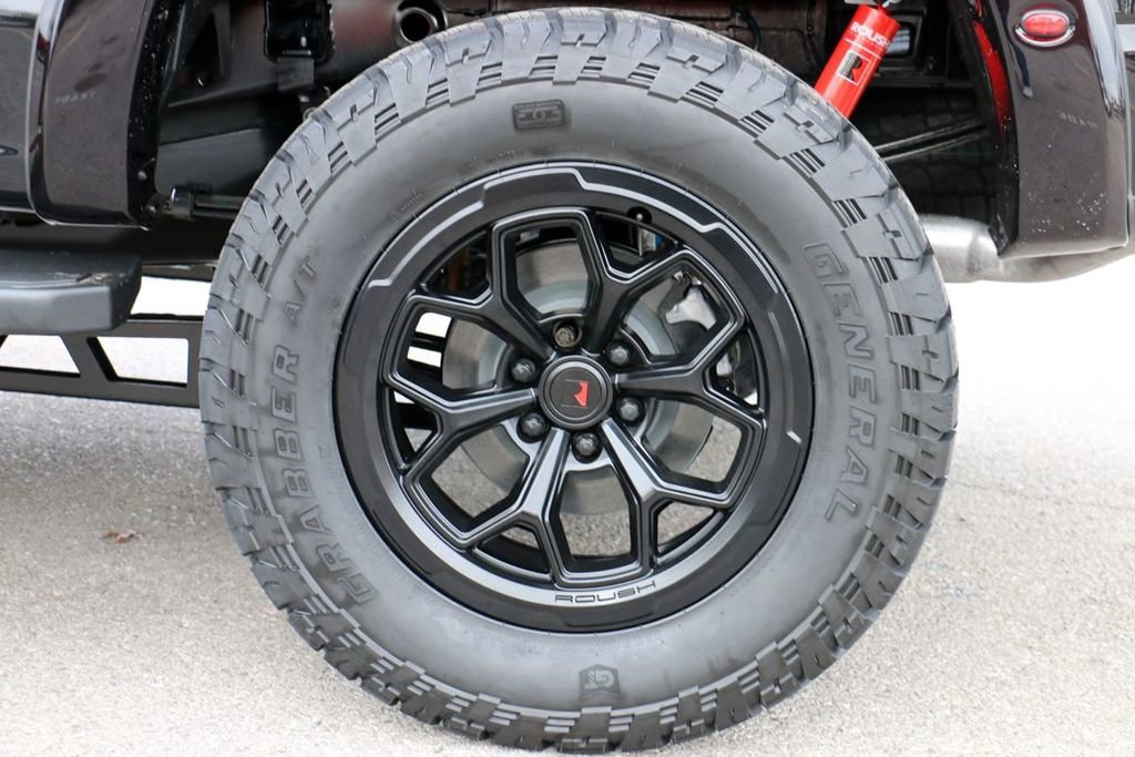 New 2025 Ford F150 Lariat w/ Equipment Group 502A High image 8