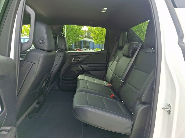 Used 2025 Chevrolet Silverado EV LT AWD/4WD image 12