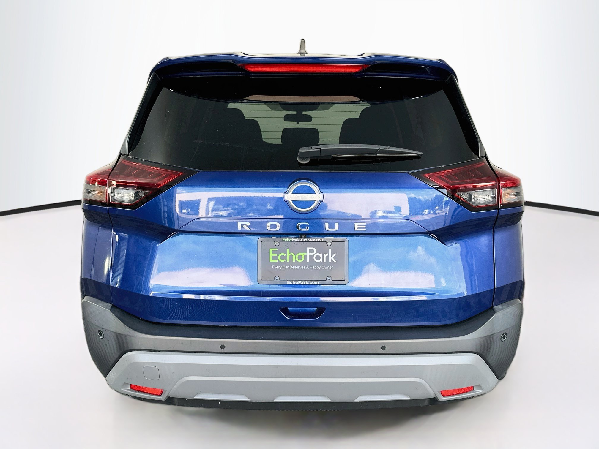 Used 2023 Nissan Rogue S FWD image 7