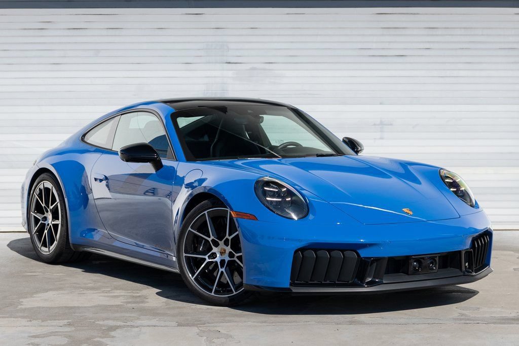 Certified 2025 Porsche 911 Carrera 4 GTS AWD/4WD image 10