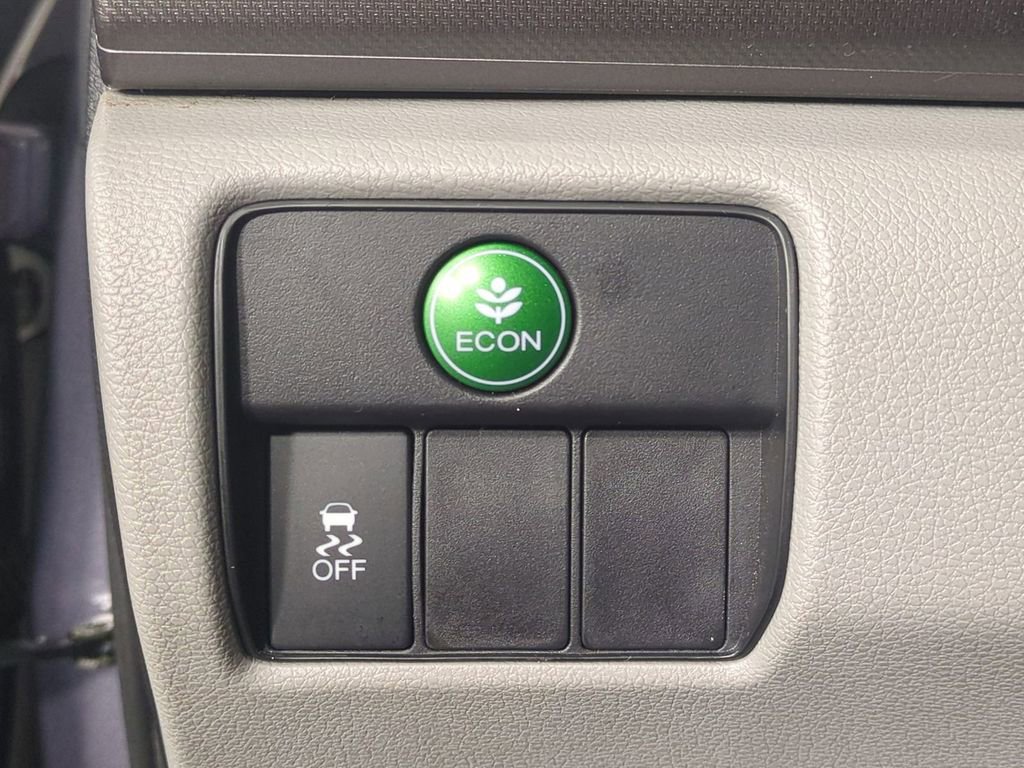 Used 2013 Honda Accord LX image 24