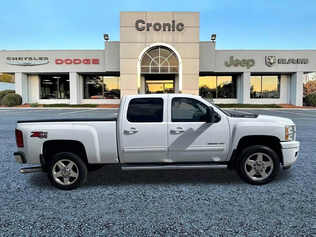 Used 2014 Chevrolet Silverado 2500 LT image 2