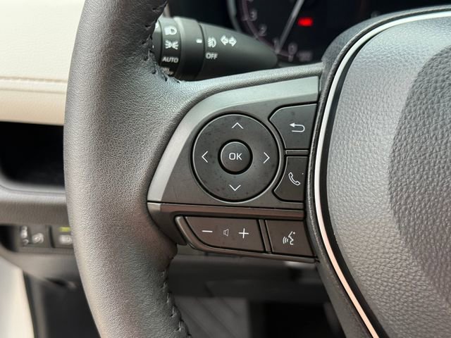 Used 2025 Toyota RAV4 XLE Premium image 19