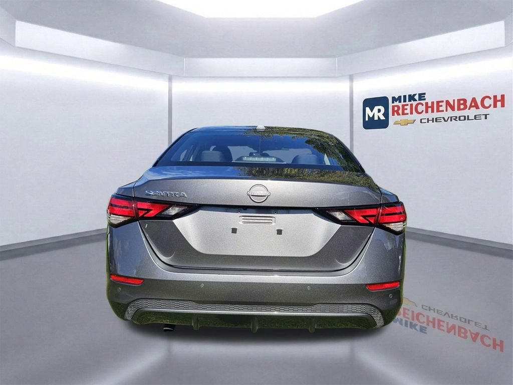 Used 2025 Nissan Sentra SV FWD image 5