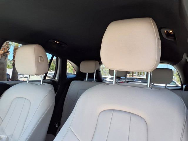 Used 2025 Mercedes-Benz GLA 250 image 11