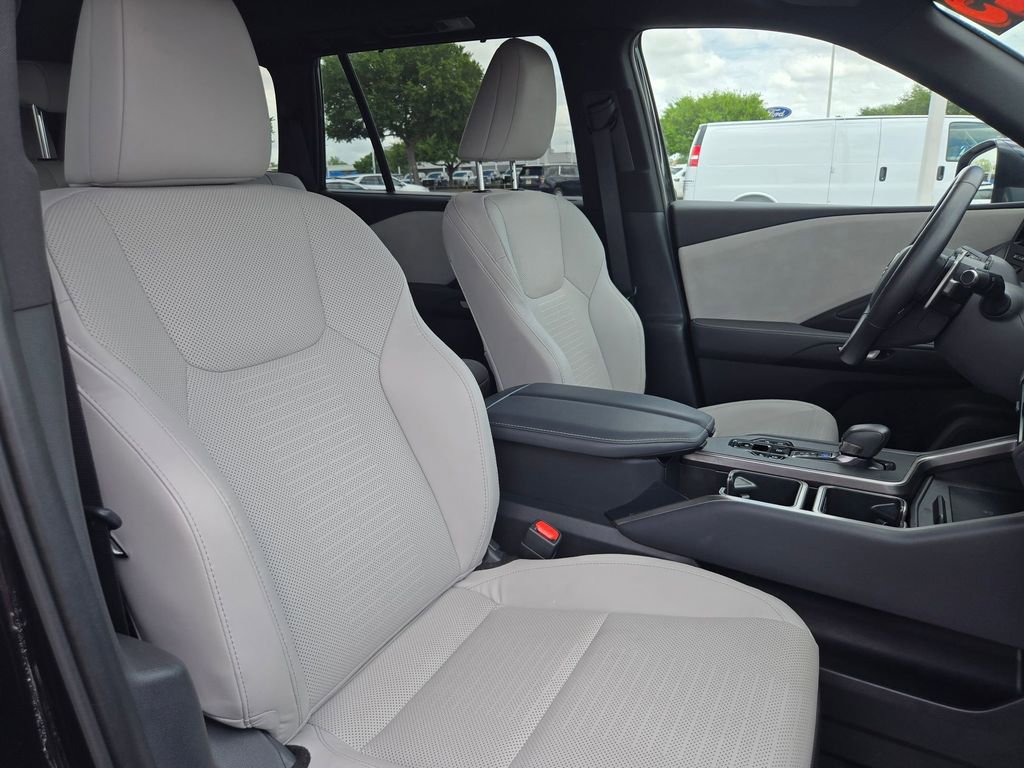 Used 2025 Lexus TX 350 AWD w/ Technology Package image 26