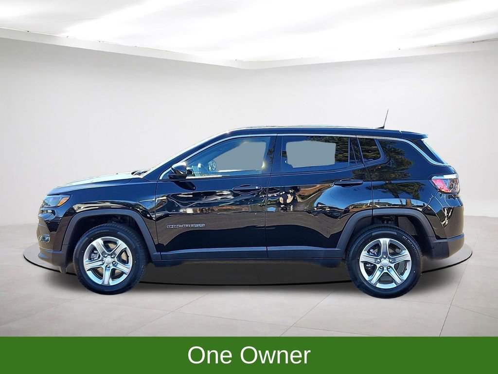 Used 2024 Jeep Compass Sport image 4