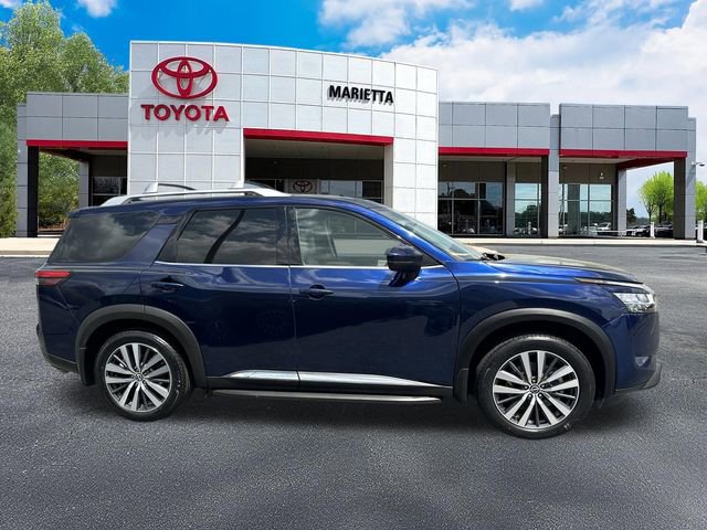 Used 2022 Nissan Pathfinder Platinum w/ Lighting Package (N93) image 31