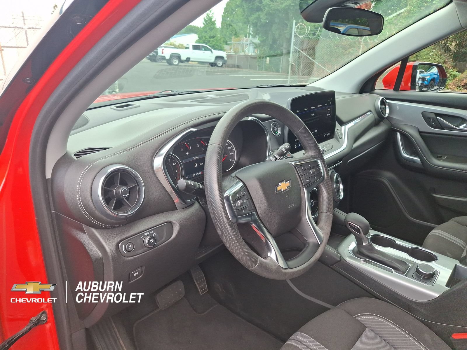Certified 2025 Chevrolet Blazer LT AWD/4WD image 16