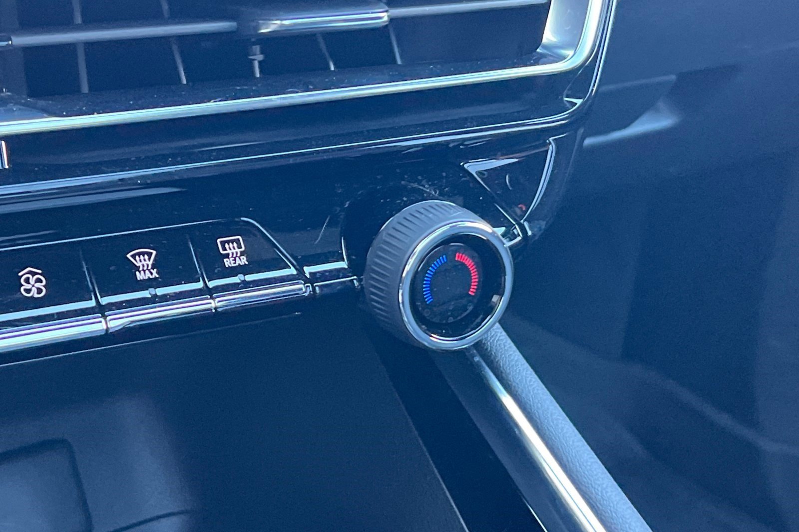 Certified 2025 Chevrolet Traverse High Country w/ LPO, Floor Liner Package image 30