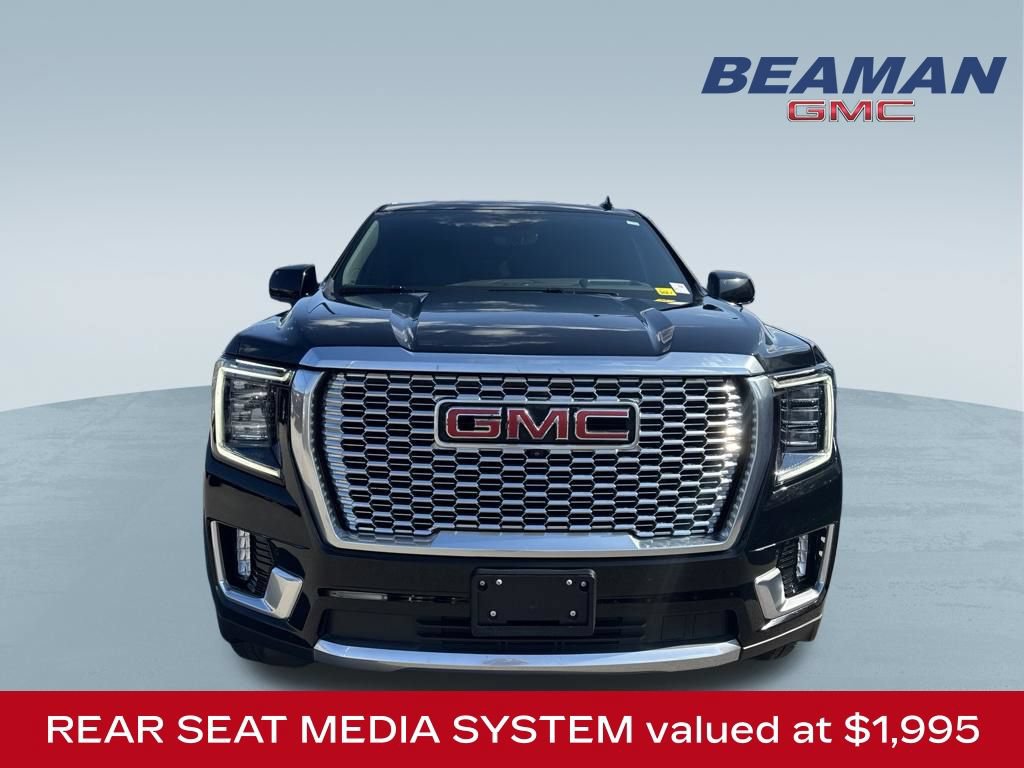 Used 2024 GMC Yukon Denali w/ Advanced Technology Package AWD/4WD image 2